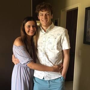 Meet your Posher, Chase